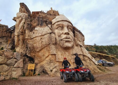 CUATRIMOTO MORADA DE LOS DIOSES